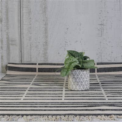 Paso Diamond Cachepot, Cement - Sm